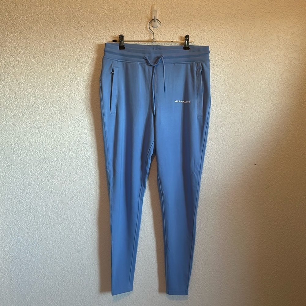Alphalete jogger